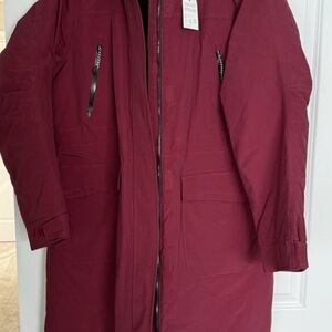 Women’s Lands’ End  Burgundy Parka